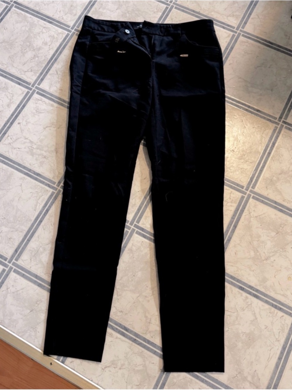 Ivanka Trump black trouser